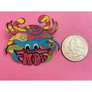 2010 Maryland Destination Imagination Organization Enamel Lapel Hat Pin Crab